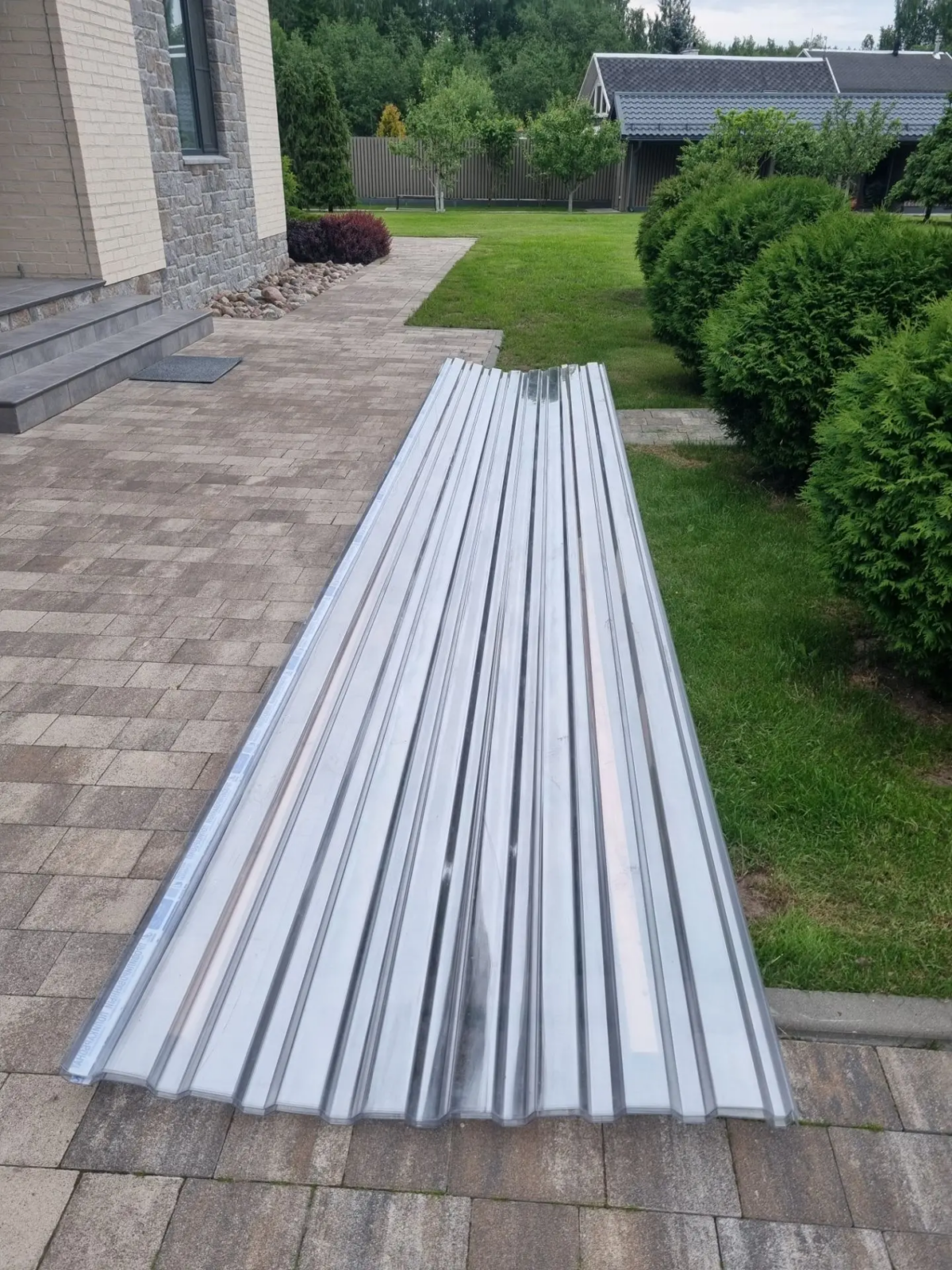 Профилированный поликарбонат МП20 1,3*1150*6000  POLYGAL прозрачный